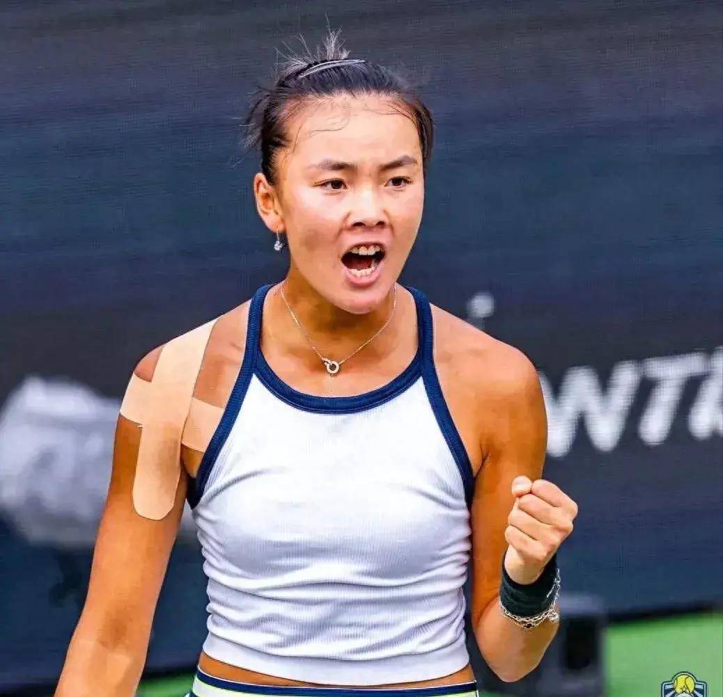 费德勒经典对决，莎拉波娃与60激战西班牙队分钟，状态火爆胜负难料！的简单介绍